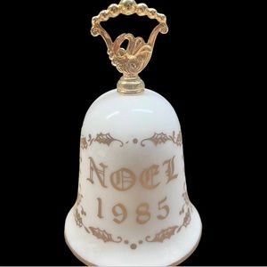 Gorham Porcelain Bell from 1985
